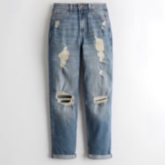 Hollister Ultra High-Rise Mom Jeans, size 15R - Picture 2 of 4